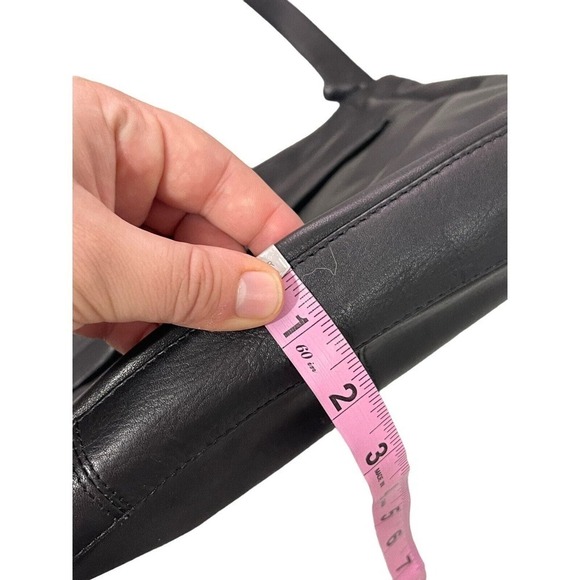 Derek Alexander Black Leather Adjustable Strap Crossbody Bag Medium - Picture 11 of 12